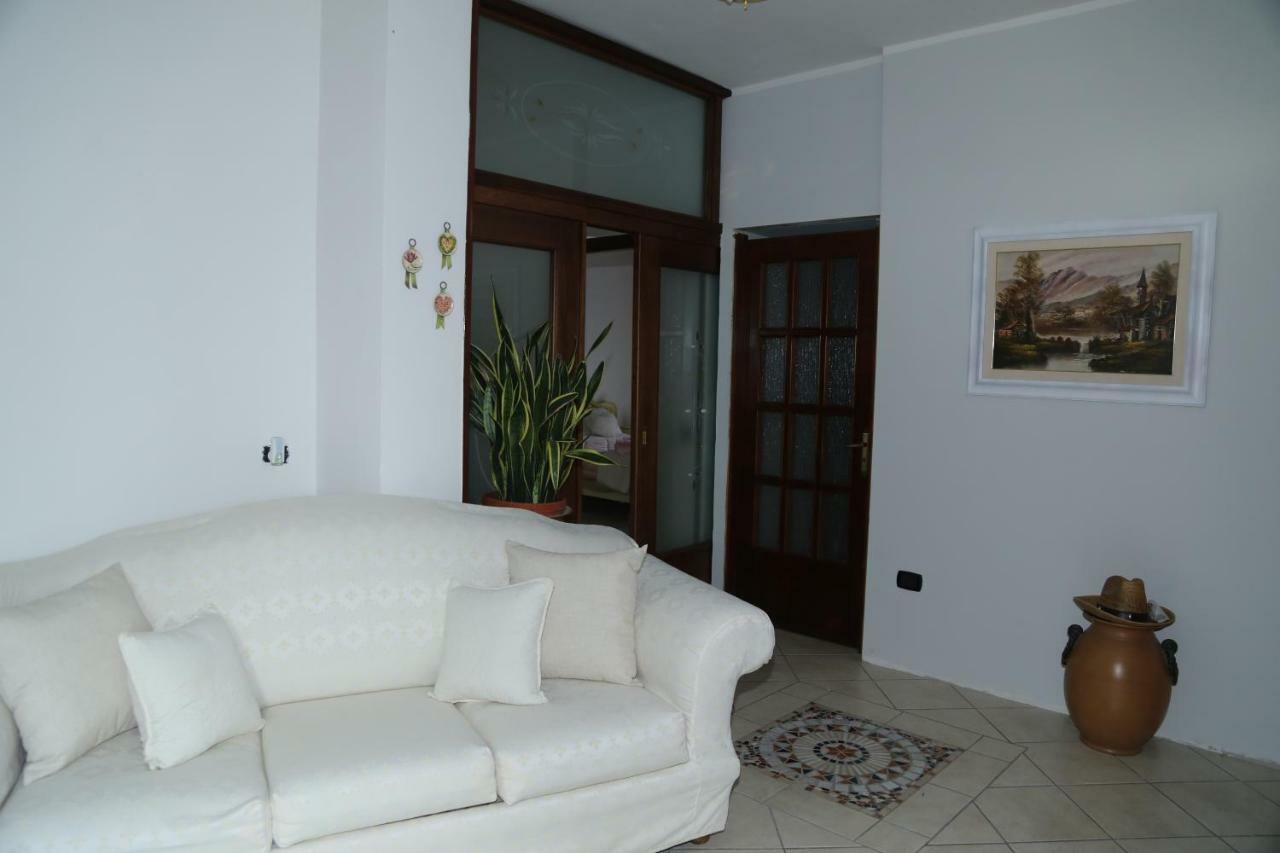 B&B Maison Blanche Πομπηία Εξωτερικό φωτογραφία